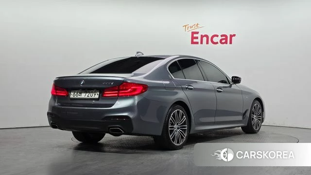 BMW 5 Series (G30) id 4310829 из Кореи 12