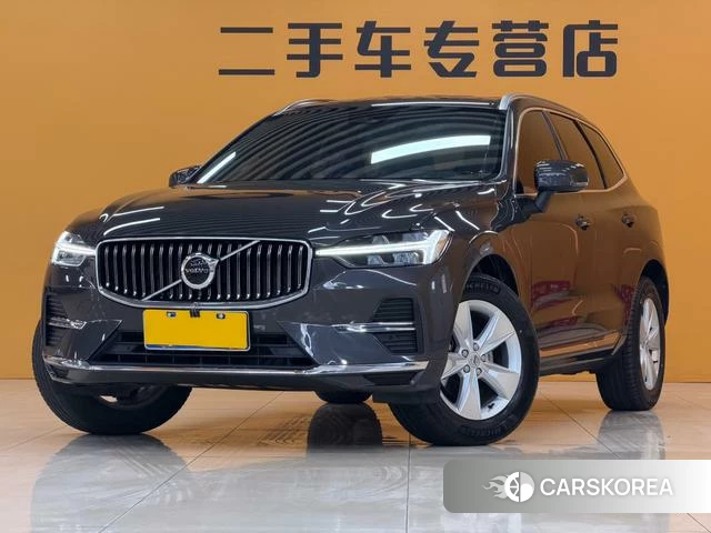 Volvo XC60 2021 Темно-серый из Китая, фото 2