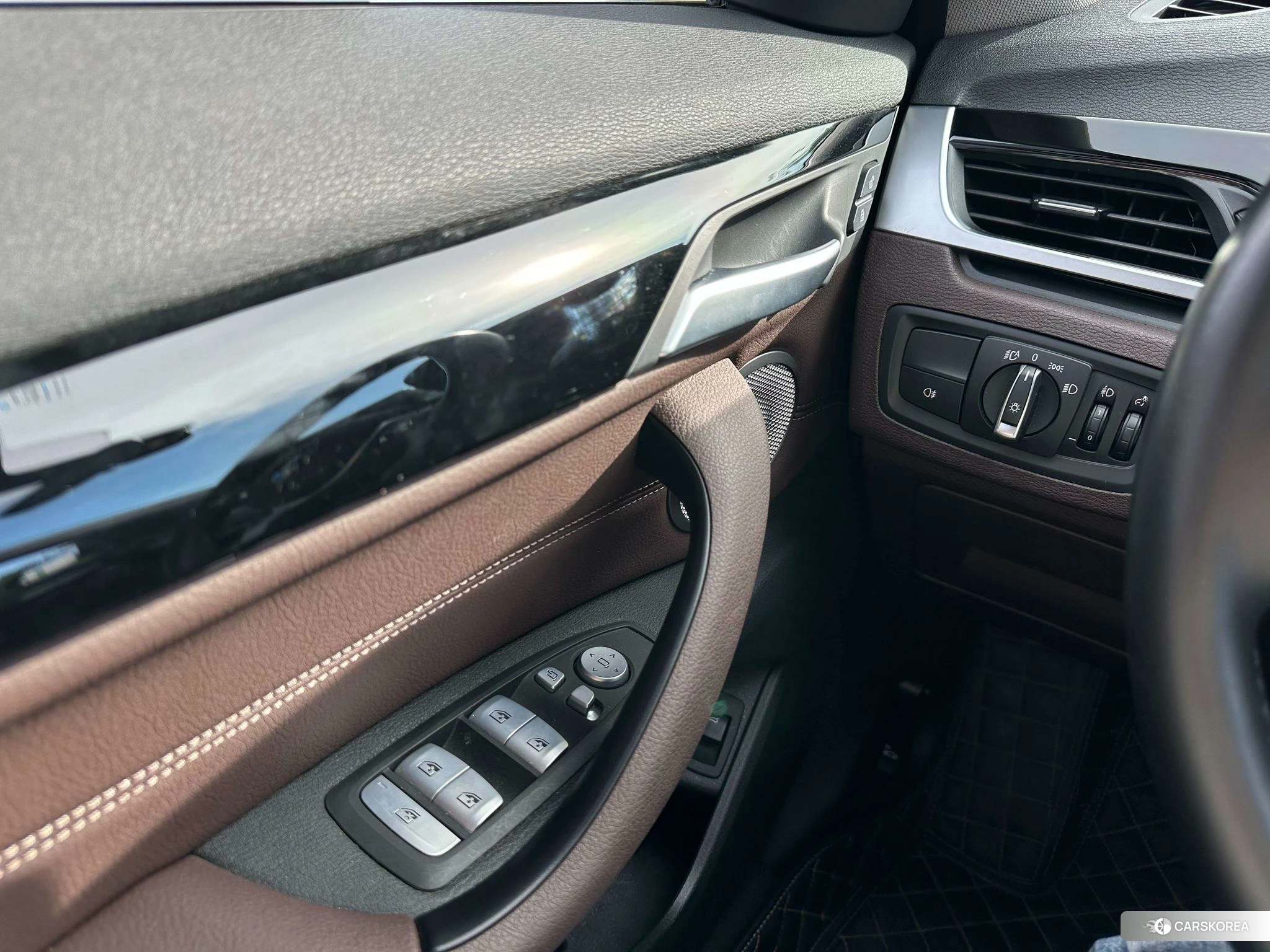 BMW X1 id 4473946 из Китая 12
