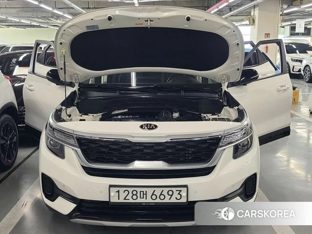 Kia Seltos 2020 Белый из Кореи, фото 5