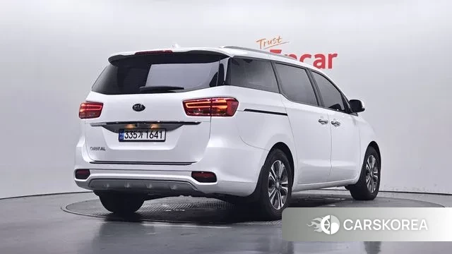 Kia The New Carnival id 3009200 из Кореи 12