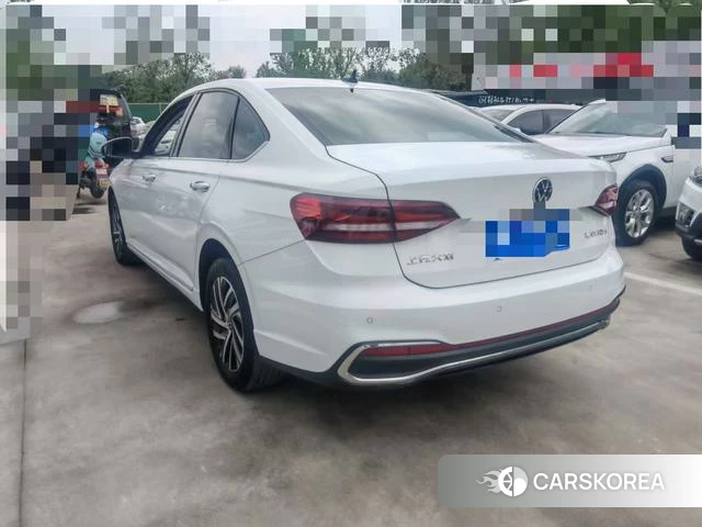 Volkswagen Lavida 2023 Белый из Китая, фото 2