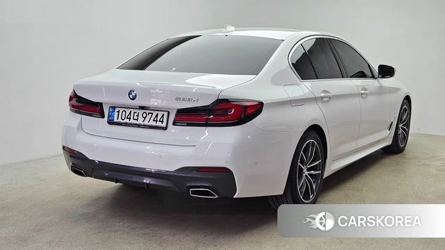 BMW 5 Series (G30) id 4331018 из Кореи 12