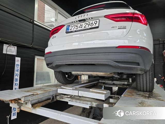 Audi Q3 (F3) 2025 Белый из Кореи, фото 2
