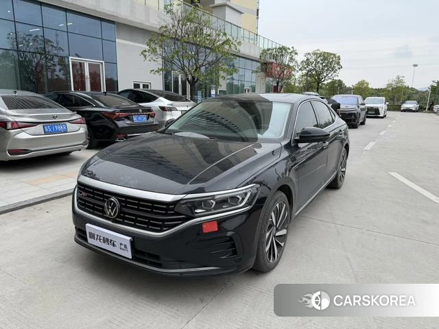 Volkswagen Passat 2023 Черный из Китая, фото 2