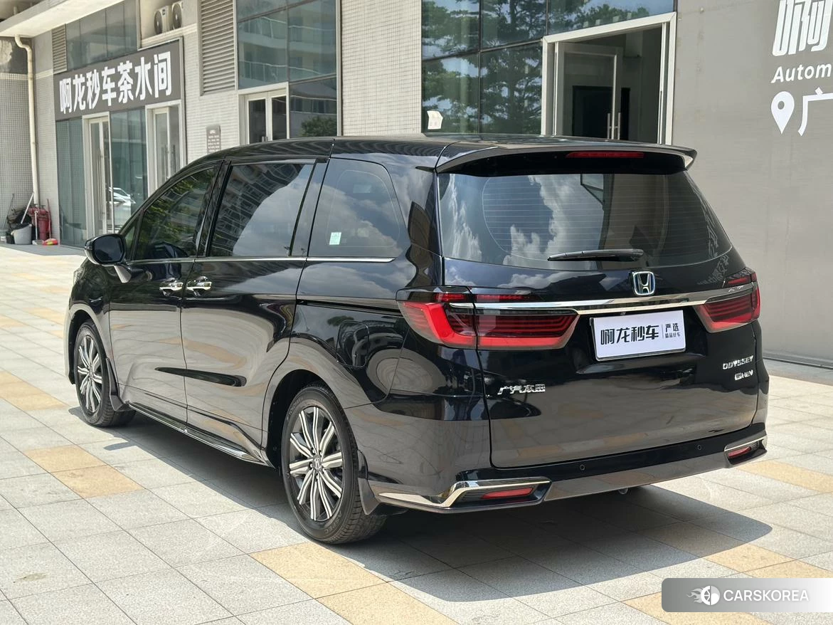 Honda Odyssey id 4421067 из Китая 12