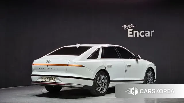 Hyundai Grandeur (GN7) id 3528628 из Кореи 12