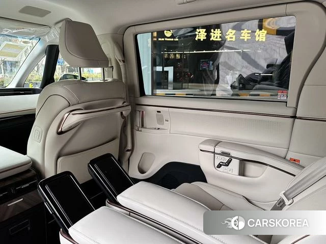 Lexus LM id 4301418 из Китая 11