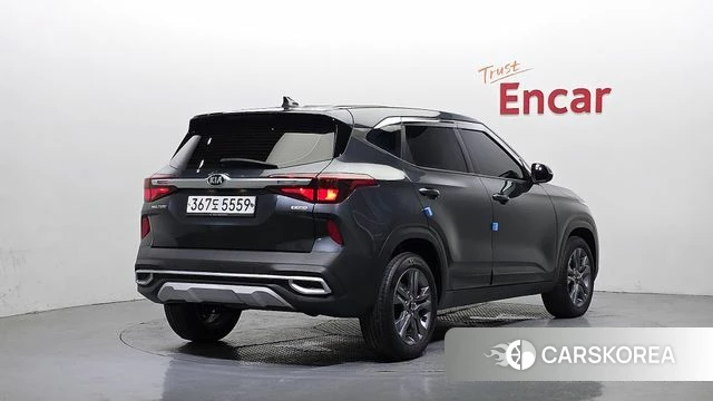 Kia Seltos id 4377495 из Кореи 12