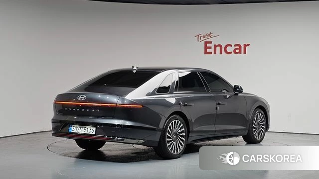 Hyundai Grandeur Hybrid (GN7) id 4201425 из Кореи 12