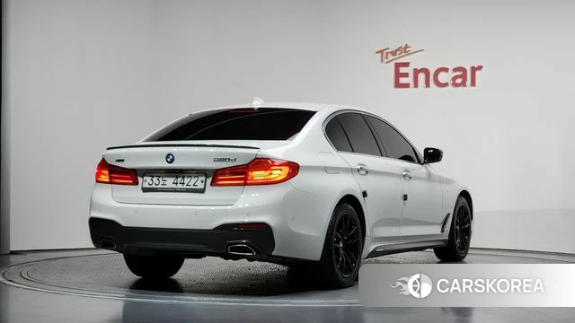 BMW 5 Series (G30) id 4471813 из Кореи 12