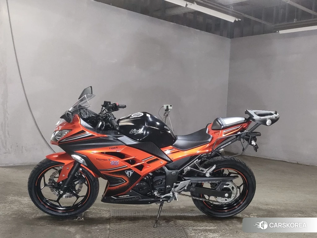 Проданный Kawasaki NINJA 250 2014 из Японии, фото 2