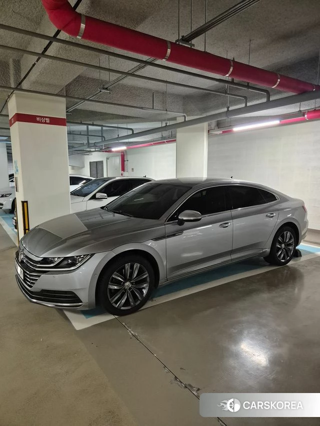 Volkswagen Arteon 2020 Серебристо-серый из Кореи, фото 2