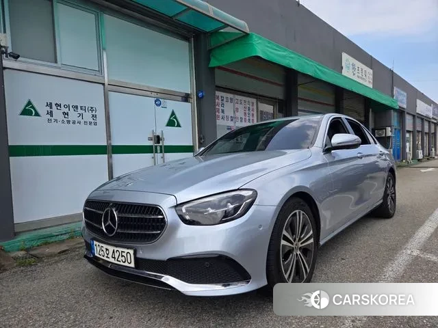 Mercedes-Benz E-Class W213 2022 Серебряный из Кореи, фото 3
