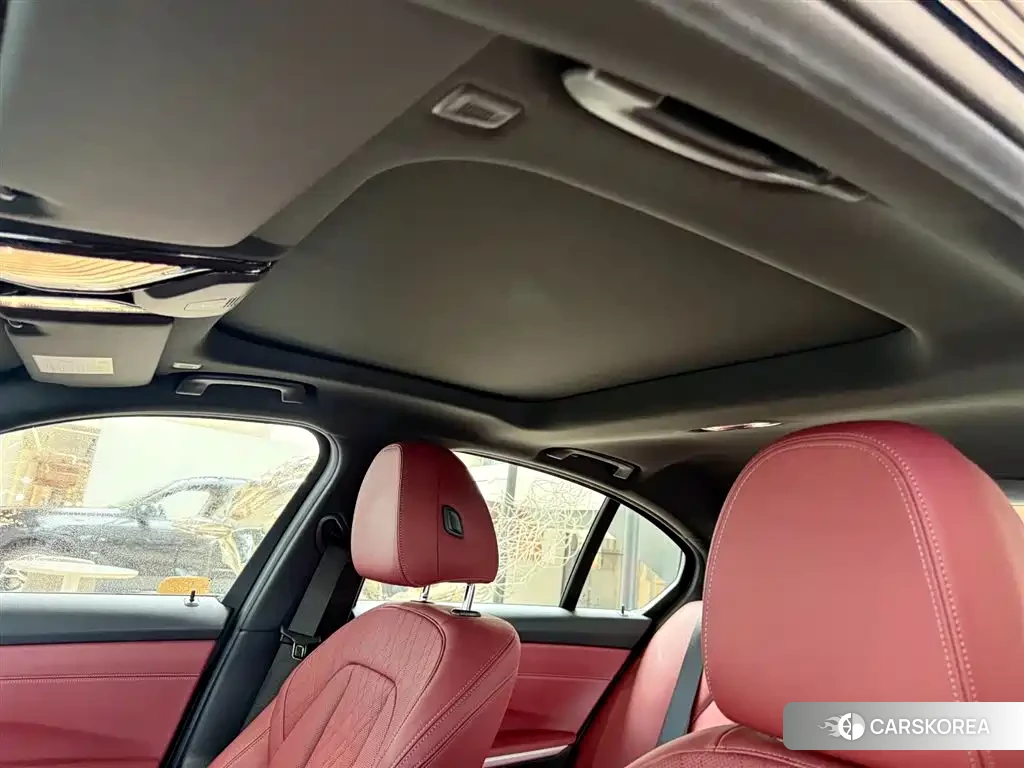 BMW 3 series id 4553897 из Китая 8