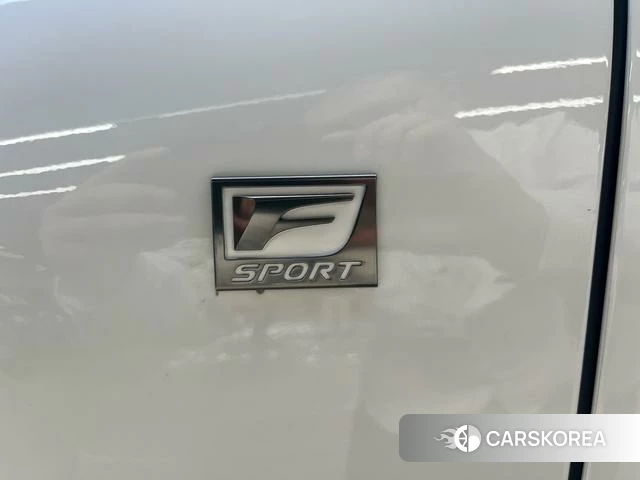 Lexus LX id 4262571 из Китая 11