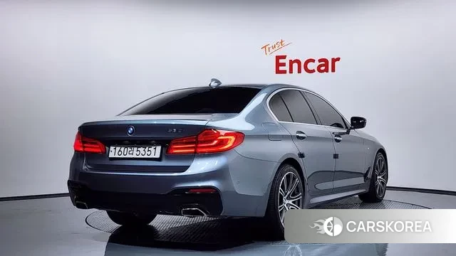 BMW 5 Series (G30) id 3363272 из Кореи 12