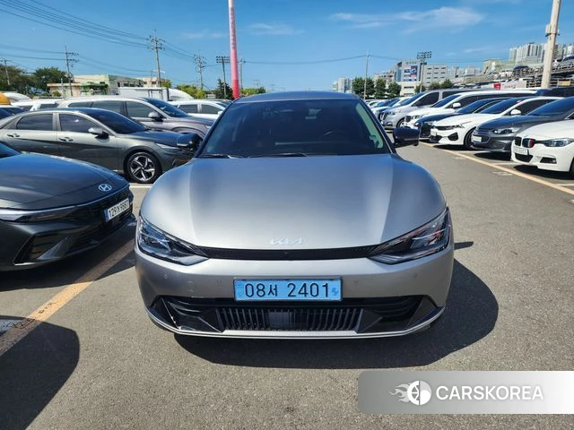 Kia EV6 2022 Серебристо-серый из Кореи, фото 6