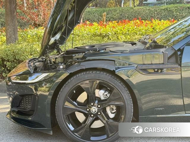 Jaguar F-TYPE 2024 Зеленый из Китая, фото 5