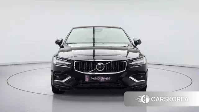 Volvo S60 3rd generation id 3679975 из Кореи 12