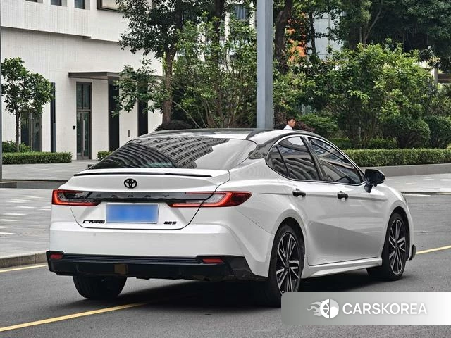 Toyota Camry 2025 Белый из Китая, фото 4