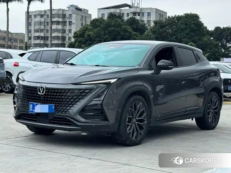 Chang'an UNI-T 2022 Silver/gray из Китая, фото 2