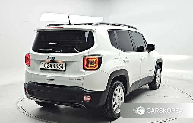 Jeep Renegade id 3833878 из Кореи 12