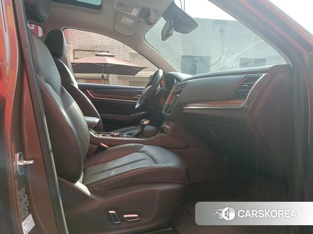 Roewe RX8 2019 Коричневый из Китая, фото 5