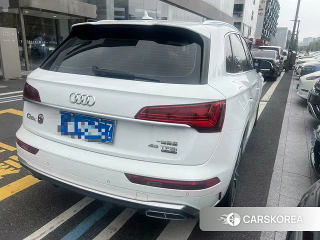 Audi Q5L 2022 Белый из Китая, фото 2