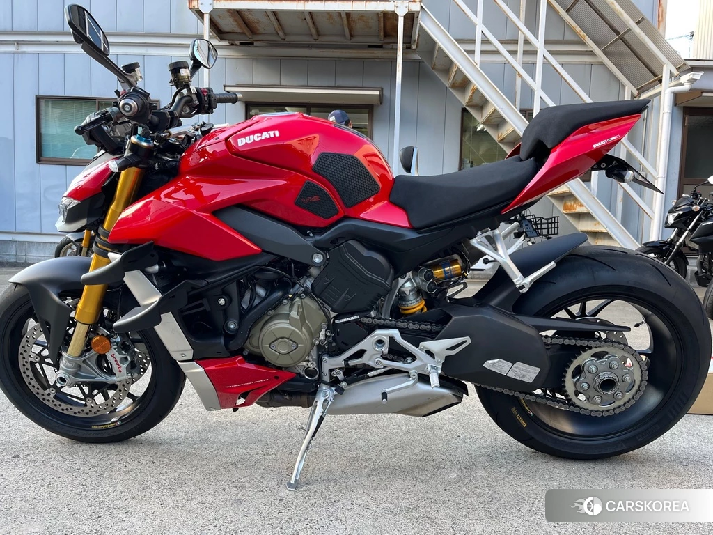 Проданный Ducati STREETFIGHTER V4 S 2020 из Японии, фото 2