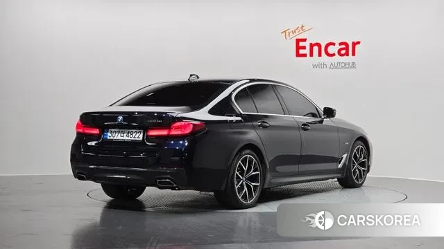 BMW 5 Series (G30) id 3615606 из Кореи 12