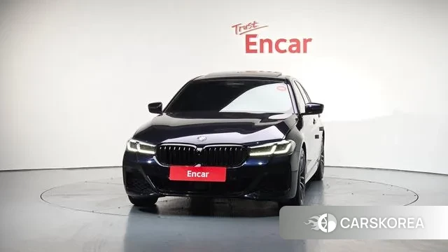 BMW 5 Series (G30) id 3360108 из Кореи 12