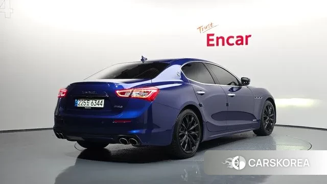 Maserati Ghibli id 3367121 из Кореи 12