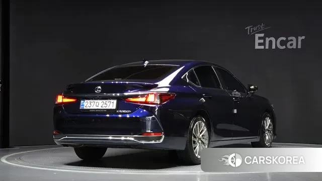 Lexus ES300h 7th generation id 3092962 из Кореи 12