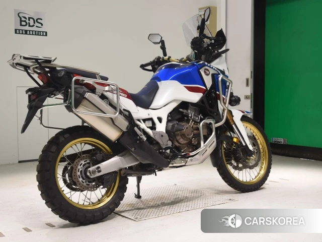 Проданный Honda CRF1000L AFRICA TWIN 2019 из Японии