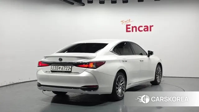 Lexus ES300h 7th generation id 3356601 из Кореи 12