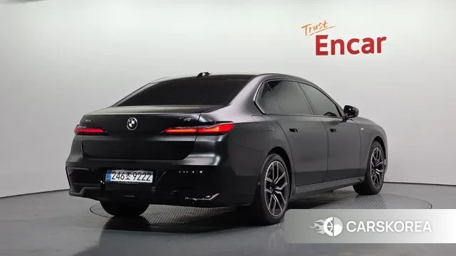 BMW 7 Series (G70) id 3462032 из Кореи 12