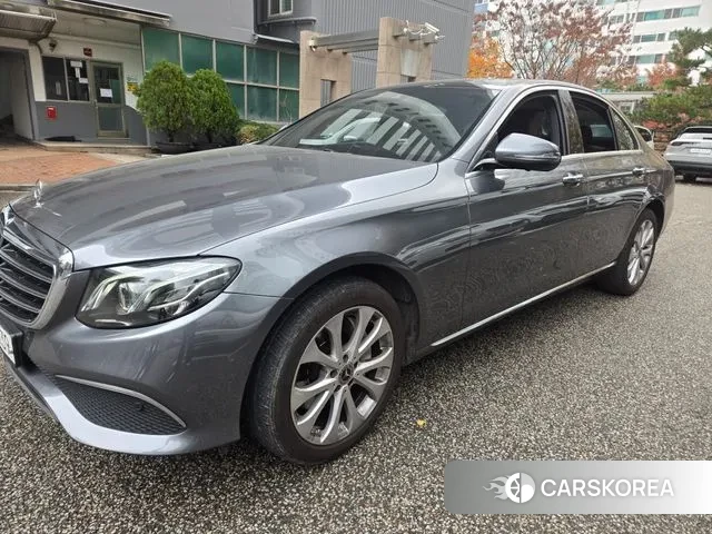 Mercedes-Benz E-Class W213 2018 Серый из Кореи, фото 4