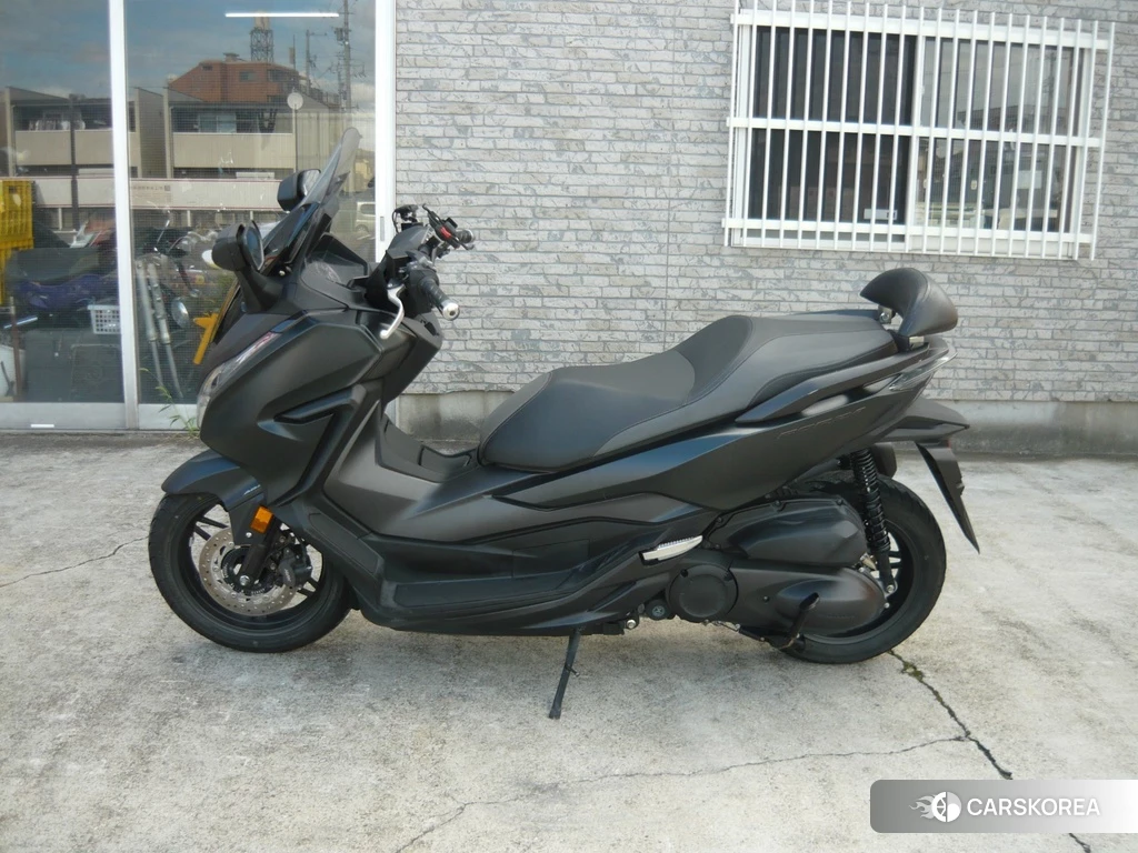Проданный Honda FORZA 2018 из Японии