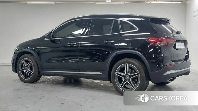 Mercedes-Benz GLA - Class H247 id 3911122 из Кореи 12