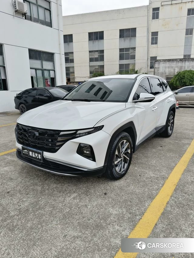 Hyundai Tucson 2021 Белый из Китая, фото 2