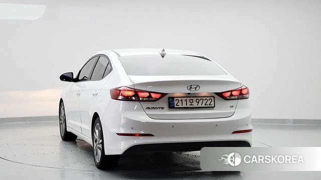 Hyundai Avante AD id 3829201 из Кореи 12