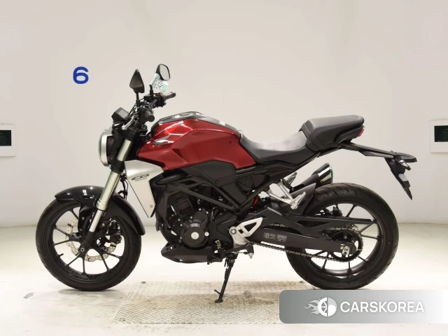 Проданный Honda CB250R 2018 из Японии