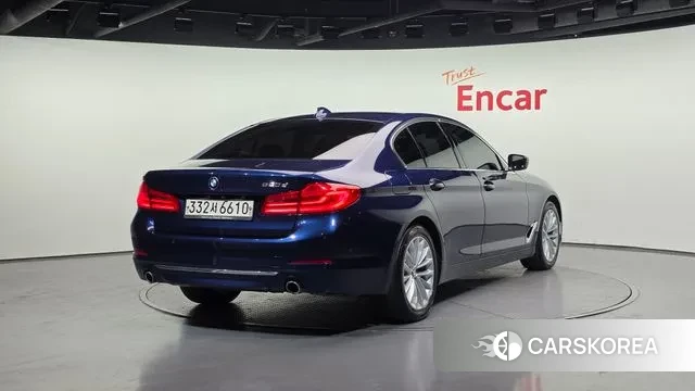 BMW 5 Series (G30) id 3788771 из Кореи 12