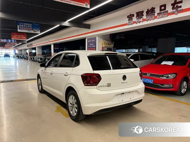 Volkswagen Polo 2022 Белый из Китая, фото 2
