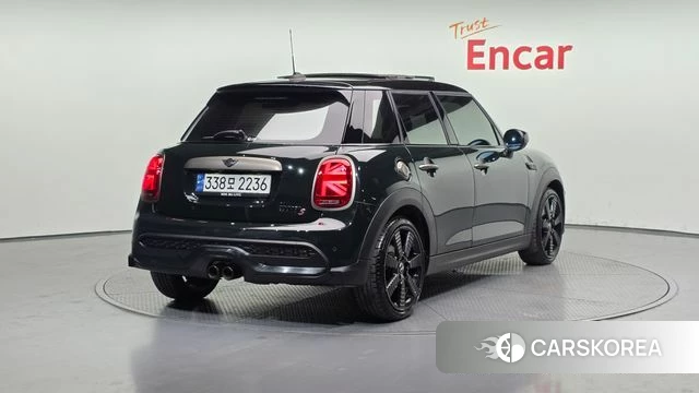 Mini Cooper S id 4186631 из Кореи 12