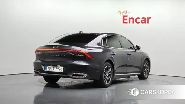 Hyundai The New Grandeur IG id 3054887 из Кореи 12