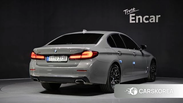 BMW 5 Series (G30) id 3866269 из Кореи 12