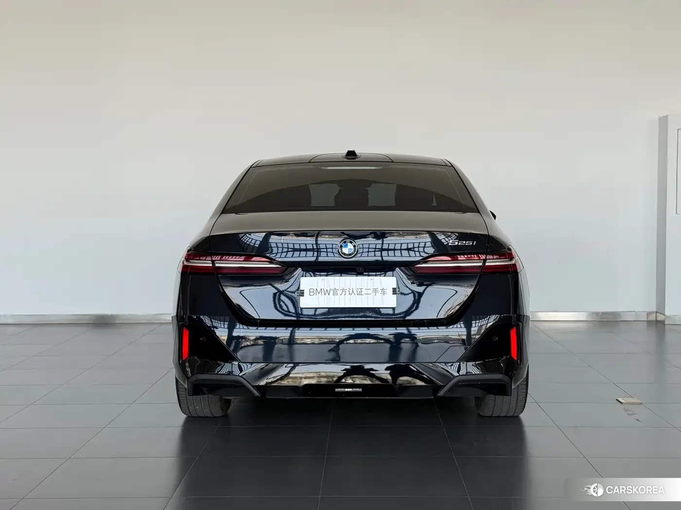 BMW 5 series 2025 Черный из Китая, фото 4