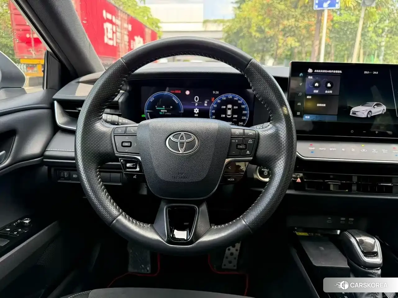 Toyota Camry 2024 Silver/gray из Китая, фото 2